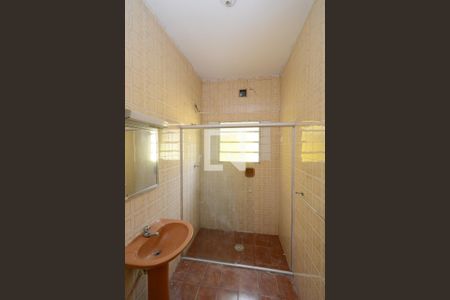 Casa para alugar com 150m², 2 quartos e 8 vagasBanheiro