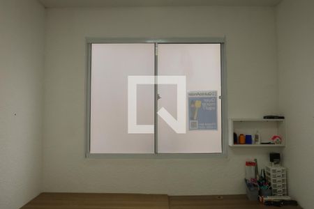 Apartamento à venda com 43m², 2 quartos e sem vagaPlaca instalada na janela do imóvel