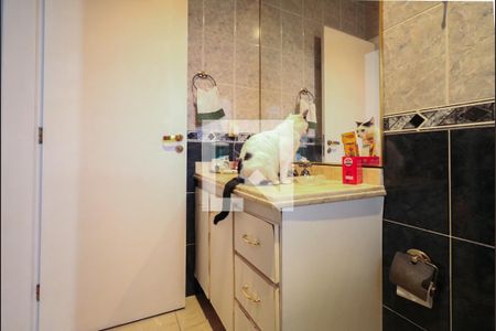 Casa à venda com 223m², 3 quartos e 2 vagas Casa à venda com 223m², 3 quartos e 2 vagasBanheiro da Suíte 2