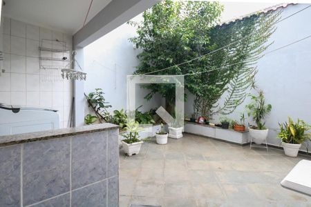 Casa à venda com 223m², 3 quartos e 2 vagas Casa à venda com 223m², 3 quartos e 2 vagasÁrea de Serviço e Quintal