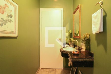 Casa à venda com 223m², 3 quartos e 2 vagas Casa à venda com 223m², 3 quartos e 2 vagasLavabo