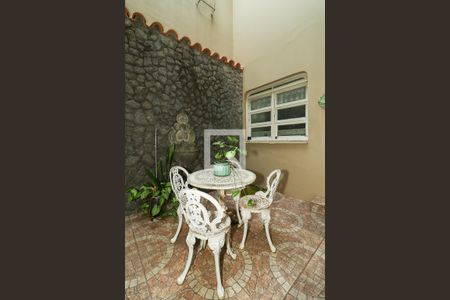 Casa à venda com 200m², 3 quartos e 1 vagaJardim de inverno