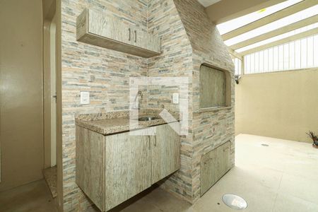 Casa à venda com 200m², 3 quartos e 1 vagaChurrasqueira