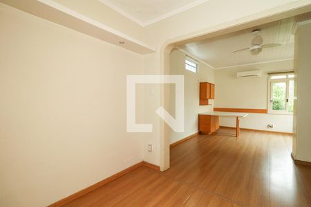 Casa à venda com 200m², 3 quartos e 1 vagaQuarto 