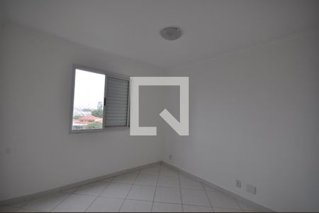Quarto 1 de apartamento para alugar com 3 quartos, 55m² em Parque Novo Mundo, São Paulo