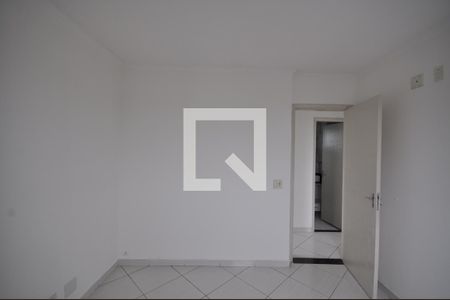 Quarto 1 de apartamento para alugar com 3 quartos, 55m² em Parque Novo Mundo, São Paulo