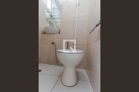 Banheiro da Suíte de casa para alugar com 3 quartos, 76m² em Vila Gustavo, São Paulo