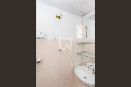 Banheiro da Suíte de casa para alugar com 3 quartos, 76m² em Vila Gustavo, São Paulo