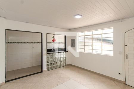Sala   de casa para alugar com 3 quartos, 76m² em Vila Gustavo, São Paulo