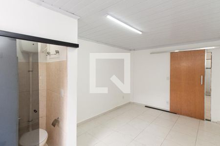 Suíte   de casa para alugar com 3 quartos, 76m² em Vila Gustavo, São Paulo