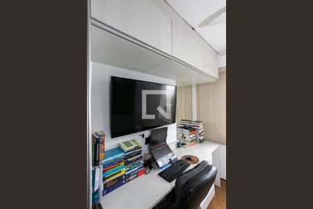 Quarto 1 de apartamento à venda com 3 quartos, 58m² em Parque São Jorge, São Paulo