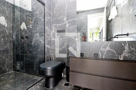 Apartamento à venda com 150m², 3 quartos e 2 vagas Apartamento à venda com 150m², 3 quartos e 2 vagasBanheiro da Cobertura