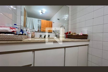 Apartamento à venda com 118m², 3 quartos e 1 vagaBanheiro da Suíte