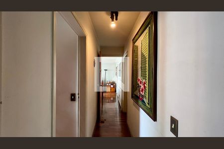 Apartamento à venda com 118m², 3 quartos e 1 vagaCorredor