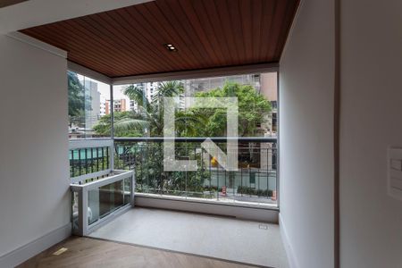 Apartamento à venda com 72m², 1 quarto e 2 vagas Apartamento à venda com 72m², 1 quarto e 2 vagasVaranda