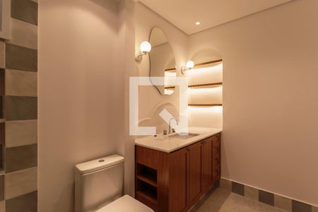 Apartamento à venda com 72m², 1 quarto e 2 vagas Apartamento à venda com 72m², 1 quarto e 2 vagasBanheiro da Suíte