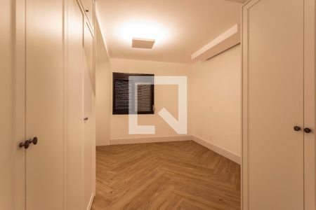 Apartamento à venda com 72m², 1 quarto e 2 vagas Apartamento à venda com 72m², 1 quarto e 2 vagasQuarto