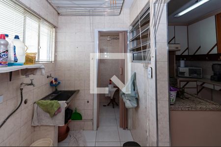 Apartamento à venda com 85m², 3 quartos e 1 vagaÁrea de Serviço