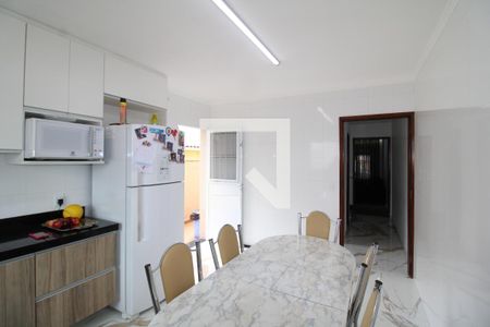 Casa à venda com 144m², 3 quartos e 2 vagasCozinha