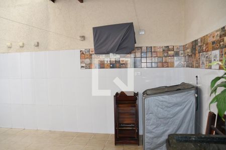 Casa à venda com 221m², 4 quartos e 4 vagasÁrea de Serviço