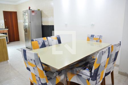 Casa à venda com 221m², 4 quartos e 4 vagasCopa
