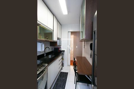 Apartamento à venda com 52m², 2 quartos e 1 vaga Apartamento à venda com 52m², 2 quartos e 1 vagaCozinha