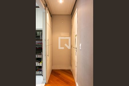 Apartamento à venda com 52m², 2 quartos e 1 vaga Apartamento à venda com 52m², 2 quartos e 1 vagaCorredor de entrada