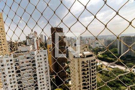 Apartamento à venda com 198m², 4 quartos e 3 vagas Apartamento à venda com 198m², 4 quartos e 3 vagasVista - Suíte 1