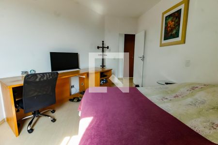 Apartamento à venda com 198m², 4 quartos e 3 vagas Apartamento à venda com 198m², 4 quartos e 3 vagasQuarto 1