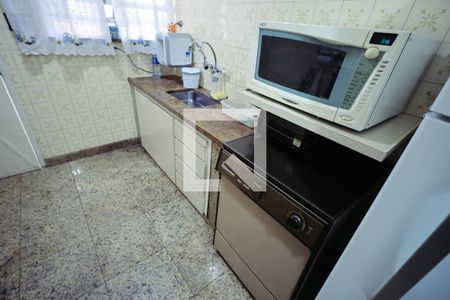 Casa à venda com 210m², 3 quartos e 2 vagasCozinha