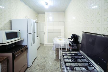 Casa à venda com 210m², 3 quartos e 2 vagasCozinha