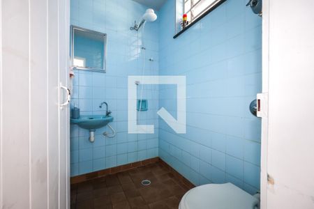 Casa à venda com 210m², 3 quartos e 2 vagasÁrea de Serviço