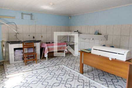 Casa à venda com 334m², 4 quartos e 4 vagas Casa à venda com 334m², 4 quartos e 4 vagasÁrea comum