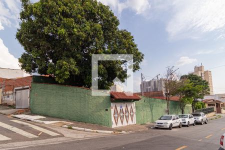 Casa à venda com 301m², 3 quartos e 3 vagasFachada