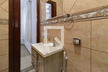 Casa à venda com 301m², 3 quartos e 3 vagasBanheiro da suíte