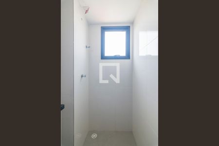 Apartamento à venda com 120m², 2 quartos e 2 vagasBanheiro da Suite