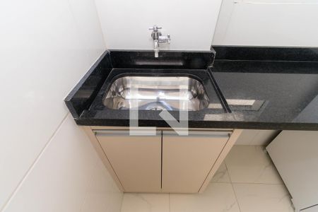 Apartamento para alugar com 37m², 2 quartos e sem vaga Apartamento para alugar com 37m², 2 quartos e sem vagaÁrea de Serviço