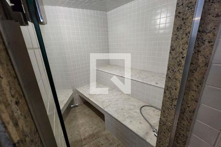 Casa à venda com 600m², 6 quartos e 3 vagas Casa à venda com 600m², 6 quartos e 3 vagasSauna Molhada