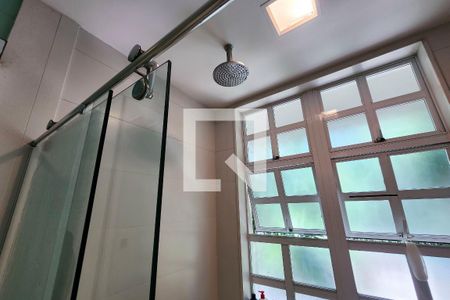 Casa à venda com 600m², 6 quartos e 3 vagas Casa à venda com 600m², 6 quartos e 3 vagasBanheiro da Suíte 1