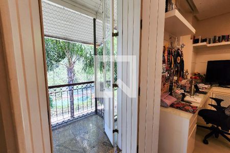 Casa à venda com 600m², 6 quartos e 3 vagas Casa à venda com 600m², 6 quartos e 3 vagasSuíte 2