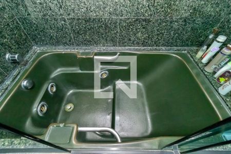 Casa para alugar com 400m², 5 quartos e 5 vagasBanheiro da Suíte