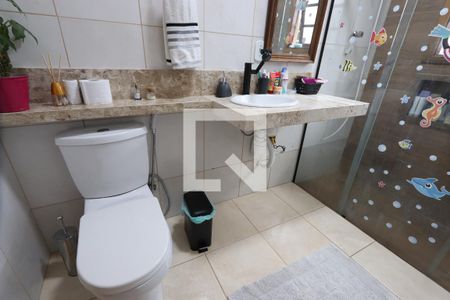 Casa à venda com 352m², 5 quartos e 2 vagasBanheiro Social