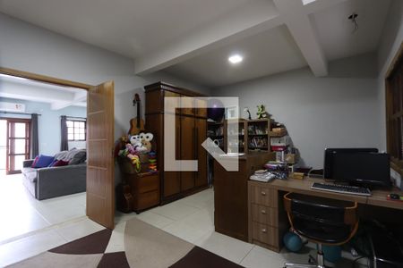 Casa à venda com 352m², 5 quartos e 2 vagasQuarto 4 (escritório)