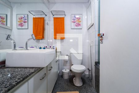 Casa de condomínio para alugar com 108m², 3 quartos e 2 vagasBanheiro da Suíte