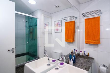 Casa de condomínio para alugar com 108m², 3 quartos e 2 vagasBanheiro da Suíte