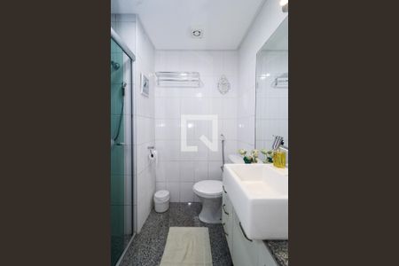 Casa de condomínio para alugar com 108m², 3 quartos e 2 vagasBanheiro