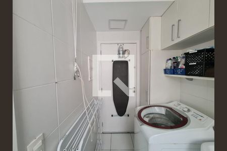 Apartamento à venda com 84m², 3 quartos e 1 vagaÁrea de Serviço