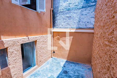 Casa à venda com 87m², 2 quartos e 2 vagas Casa à venda com 87m², 2 quartos e 2 vagasQuintal