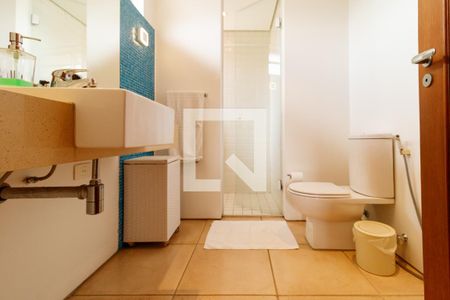 Casa à venda com 330m², 3 quartos e 4 vagas Casa à venda com 330m², 3 quartos e 4 vagasSuíte 2