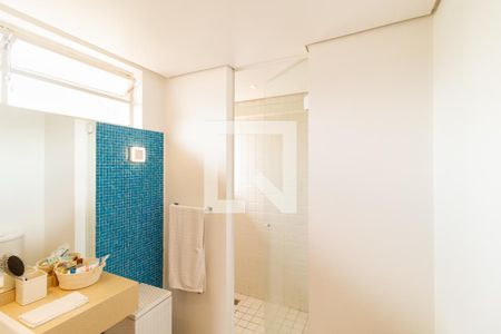 Casa à venda com 330m², 3 quartos e 4 vagas Casa à venda com 330m², 3 quartos e 4 vagasSuíte 2